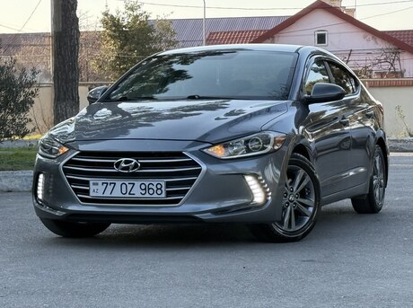 Hyundai Elantra