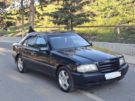 Mercedes C 220