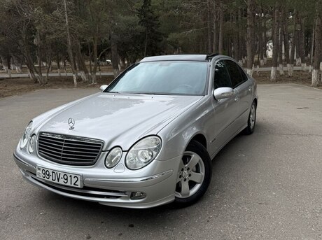 Mercedes E 270