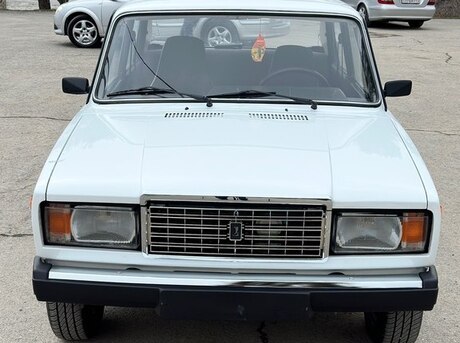 LADA (VAZ) 2107