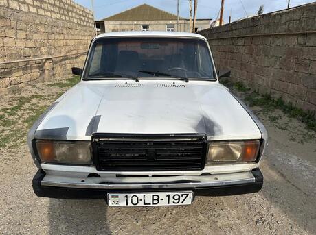 LADA (VAZ) 2107