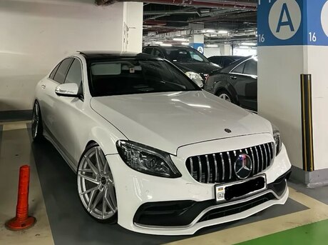 Mercedes C 300
