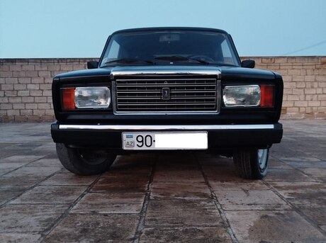LADA (VAZ) 2107
