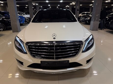 Mercedes S 550
