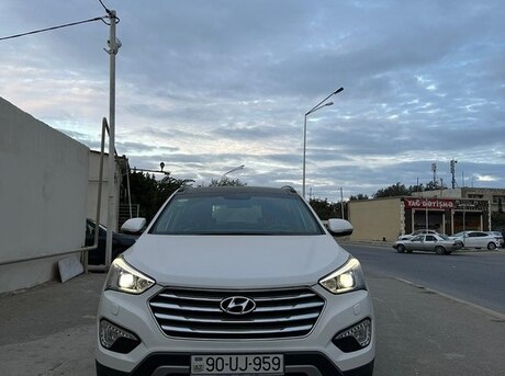 Hyundai Grand Santa Fe