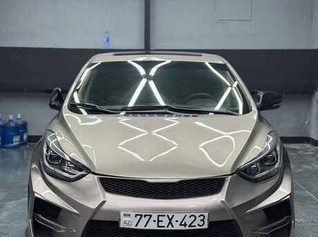 Hyundai Elantra