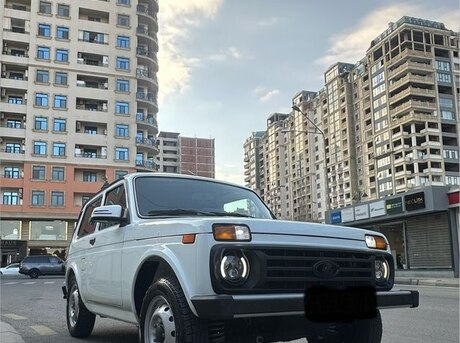 LADA (VAZ) Niva