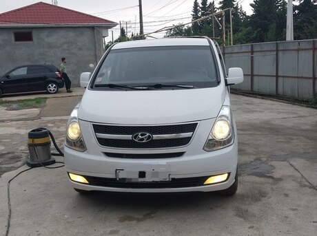 Hyundai H-1