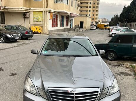 Mercedes E 220
