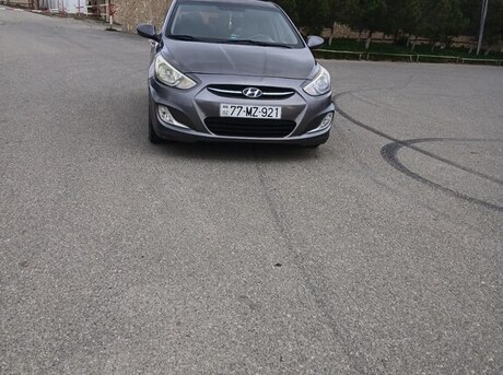 Hyundai Accent 2015