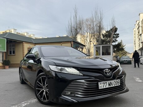 Toyota Camry 2018