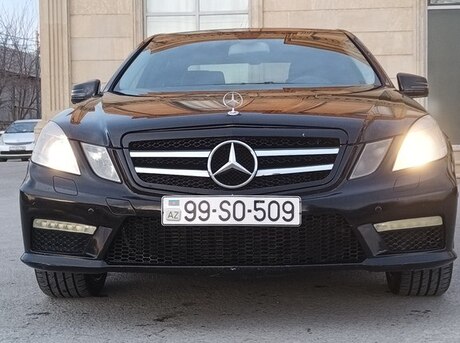 Mercedes E 220