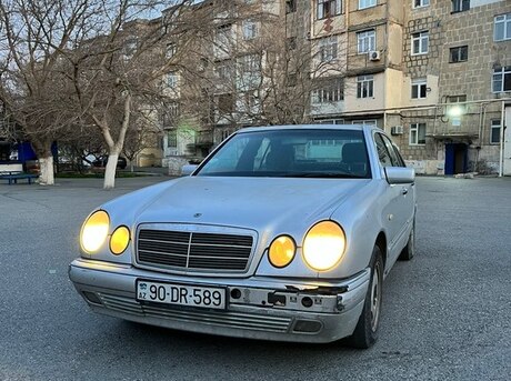 Mercedes E 240 1998
