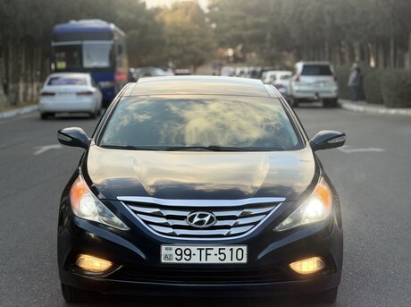 Hyundai Sonata 2011