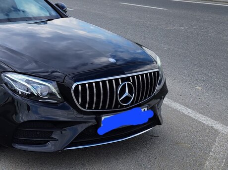 Mercedes E 300