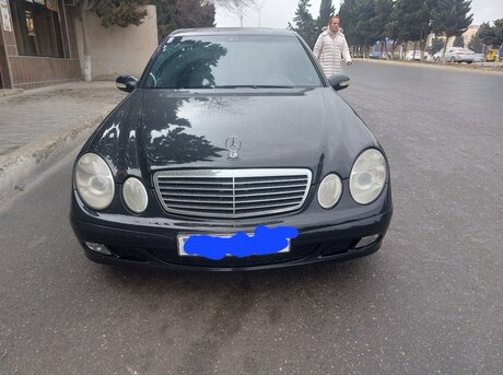 Mercedes E 220 2002