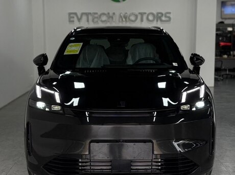 Lynk & Co 08