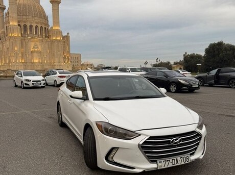 Hyundai Elantra 2018