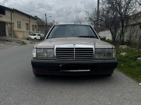 Mercedes 190 1992