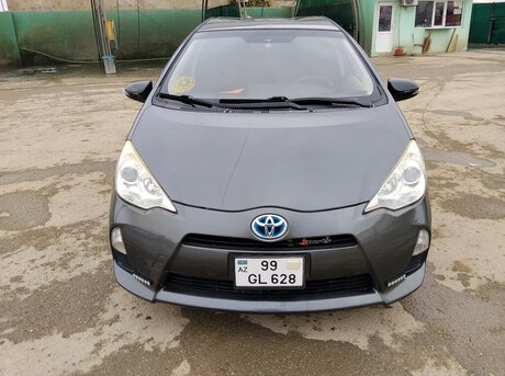 Toyota Prius C