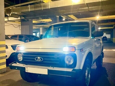 LADA (VAZ) Niva 2013