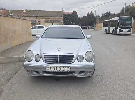 Mercedes E 240 2000