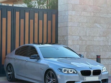 BMW 528