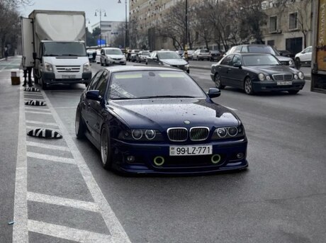 BMW 535