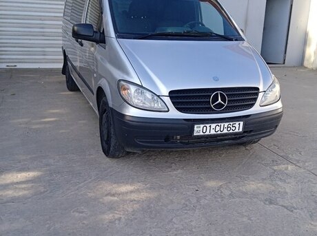 Mercedes  2009