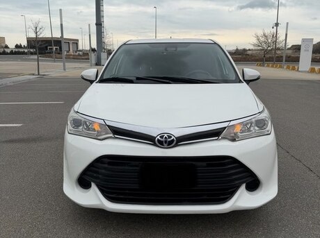 Toyota Corolla Fielder 2016