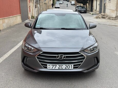 Hyundai Elantra 2018