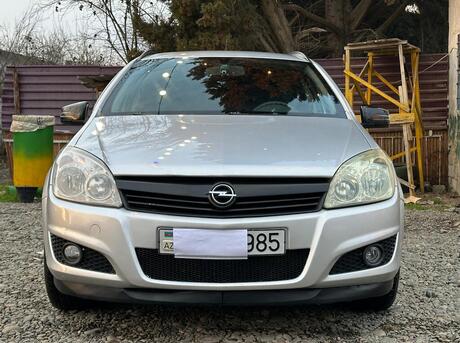 Opel Astra 2007