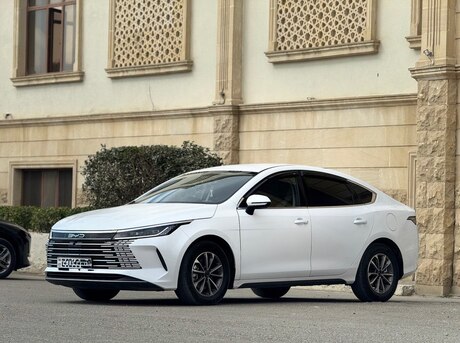 BYD Destroyer 05 2025