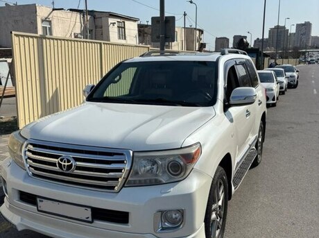 Toyota Land Cruiser 2010