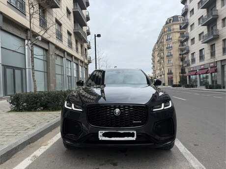 Jaguar F-Pace — фото 1