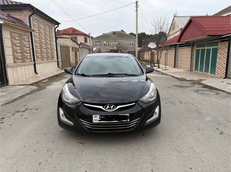 Hyundai Elantra 2012