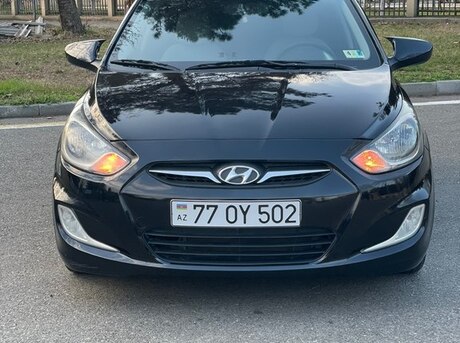 Hyundai Accent 2012