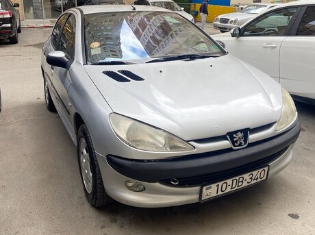 Peugeot 206