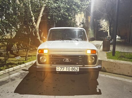 LADA (VAZ) Niva 2013