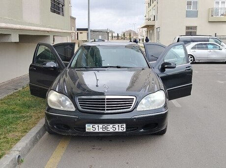 Mercedes S 320