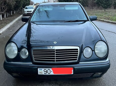 Mercedes E 240 1999