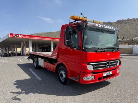 Mercedes Atego 818