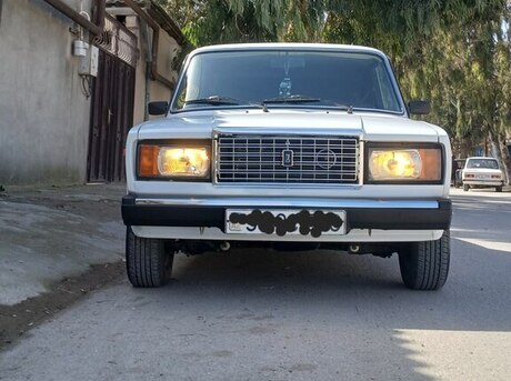 LADA (VAZ) 2107 2011