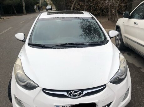 Hyundai Elantra 2011