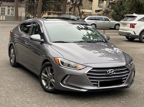 Hyundai Elantra 2018