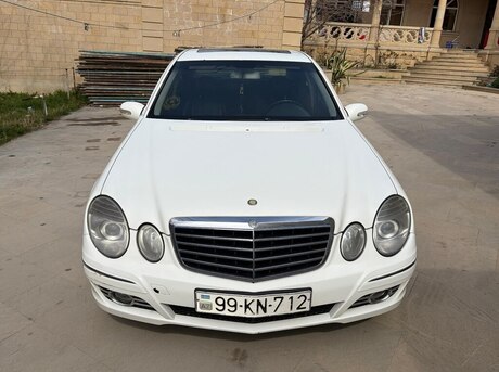 Mercedes E 220 2004