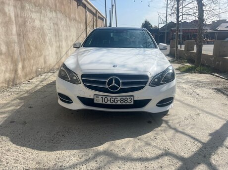 Mercedes E 250 4MATIC 2014