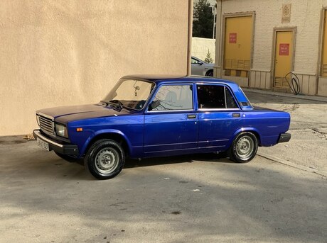 LADA (VAZ) 2107 2010