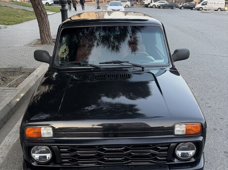 LADA (VAZ) Niva 2017