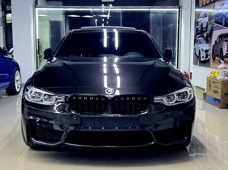BMW 330
